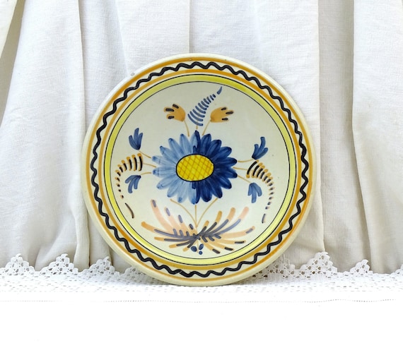 Vintage Spanish Wall Charger Pottery Plate by Salvador Mora Studio With Hand Painted Pattern, Retro Spanish Artisan Decorative Ceramic Bowl