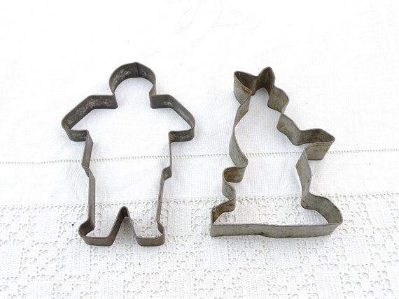2 Vintage French Gingerbread Cutter Shaped as a Rabbit and Man, Retro Biscuit / Cookie Making Accessory made of Metal, Ginger Bread Baking