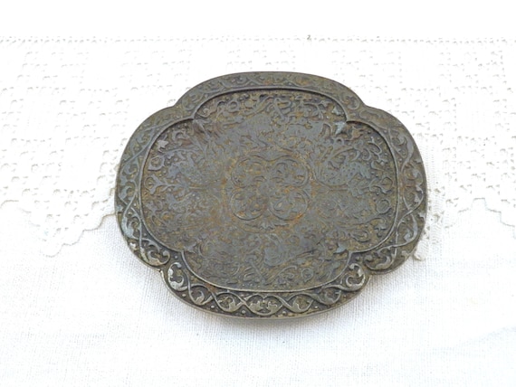 Antique Cast Metal Vide Poche Dish with Embossed Persian Style Decor from France, Vintage French Trinket Dish, Victorian Pen Rest / Ashtray