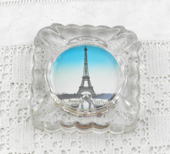 Vintage 1950s French Square Souvenir Eiffel Tower in Paris Clear Glass Ashtray, Retro Parisian Vacation Gift from France, Curio Ring Dish