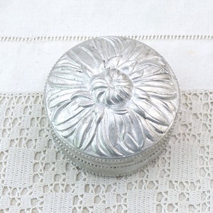 Vintage French Round Powder Box with Large Embossed Flower Pattern on the Lid, Retro Floral Design on White Metal Container, Old Boho Decor