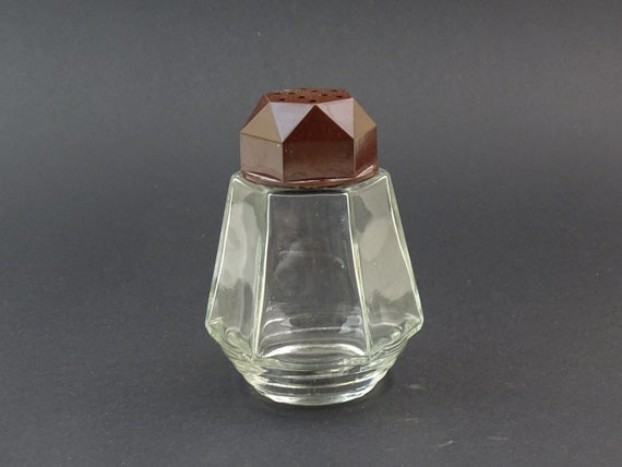 Large Vintage 1930s French Faceted Glass Sugar Shaker with Bakelite Lid, Retro Tableware Serving Accessory from France, Country Kitchen