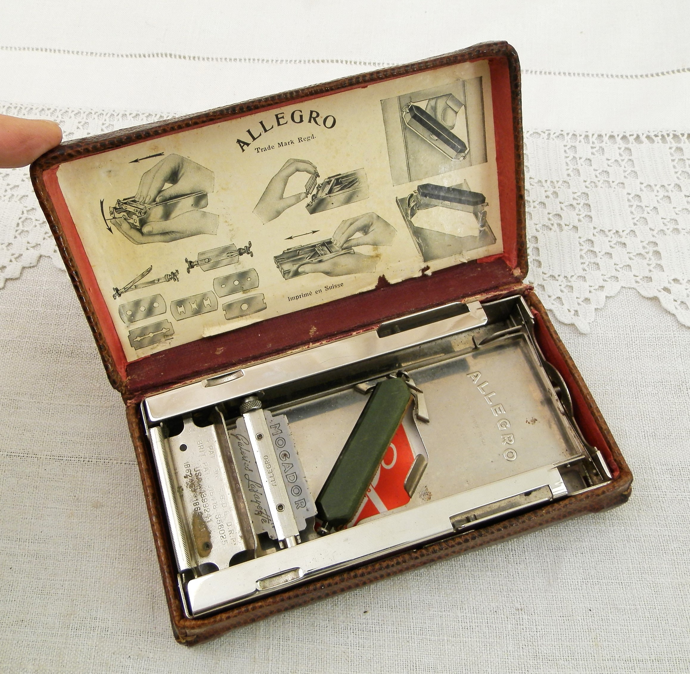 Safety Razor Blade Sharpener in Original Box - Vintage Stanford