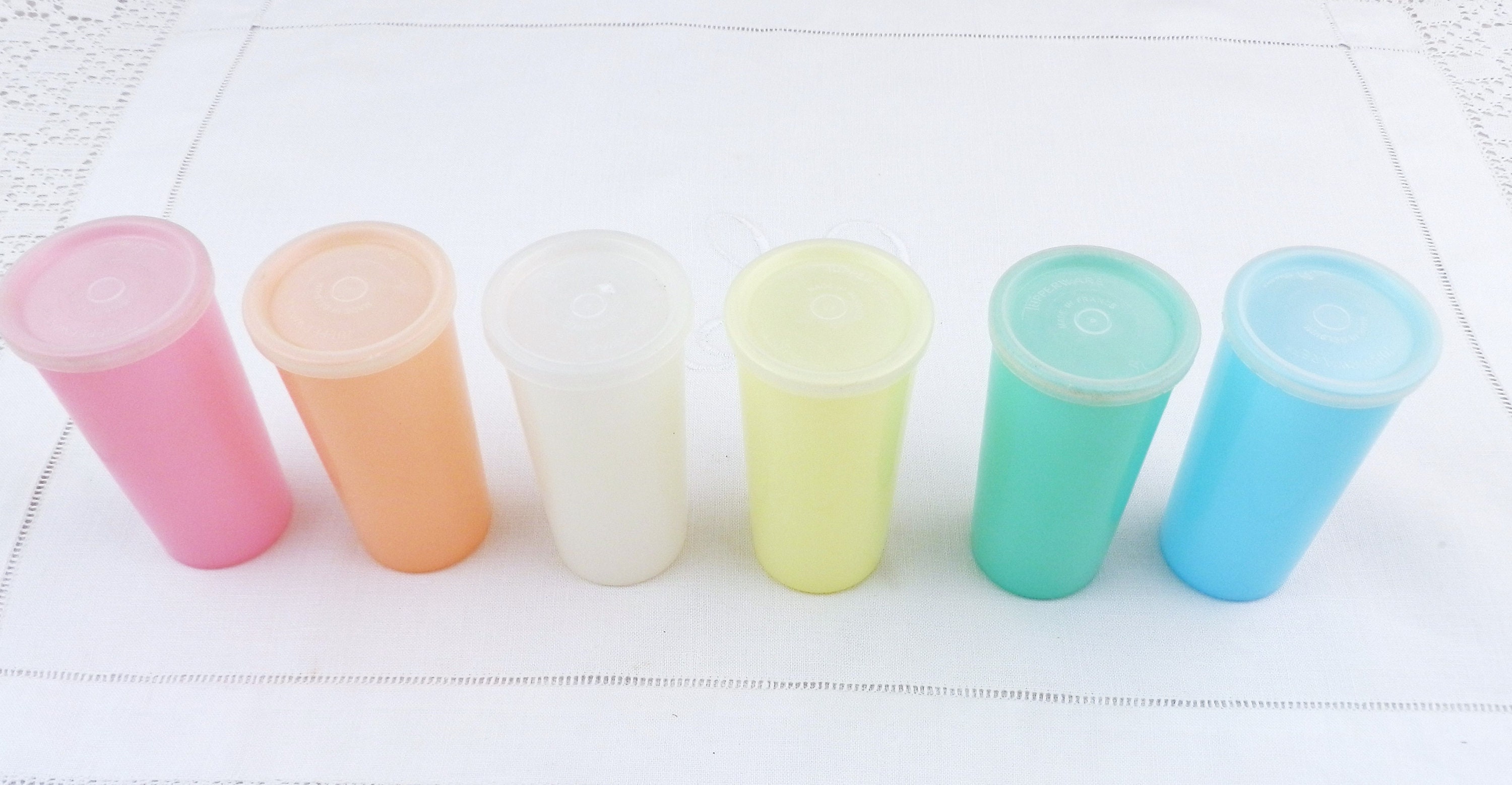 6 Vintage Pastel Colored Tupperware Small Beakers with Lids from the  Millionaire Line, Six Retro Colorful Drinks Tumblers made in France