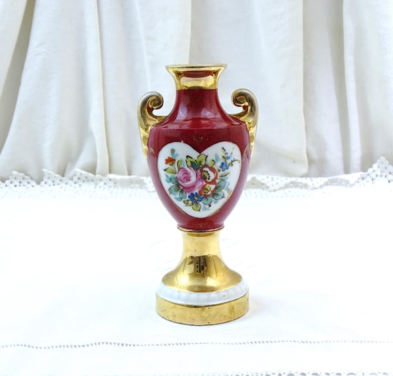 Small Antique French Limoges Bone China Urn Vase with Flower Pattern and Gold Handles, Little Retro Porcelian Classical Ornament from France