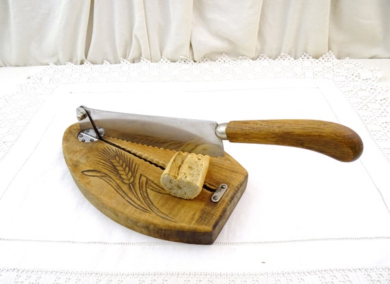 Vintage French Guillotine Bread Knife with Oak Wood Stand Carved Ear of Corn, Baguette Bread Cutting Board France, Restaurant Bread Cutter