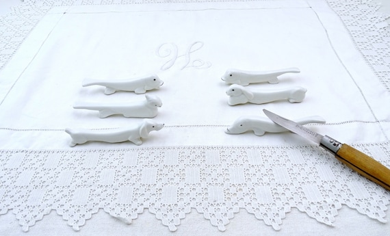 Vintage French Art Deco Set of 6 White Glazed Animal Shaped Pottery Knife Rests, Retro 1930s Fun China Tableware from France, Cutlery Holder
