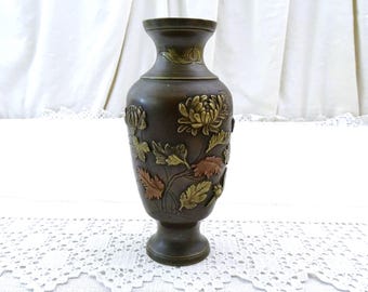 Small Antique Japanese Meiji Period Brass Vase with Mixed Metal Flower and Bird Decoration, Vintage Oriental Floral Accessory from Japan