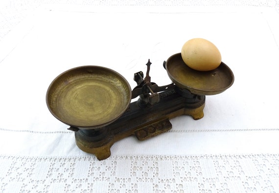 Small Antique French Child's Toy Weighing Scales made of Cast Iron with Brass, Retro Kids Pretend Playing Shop Accessory, Old World Store