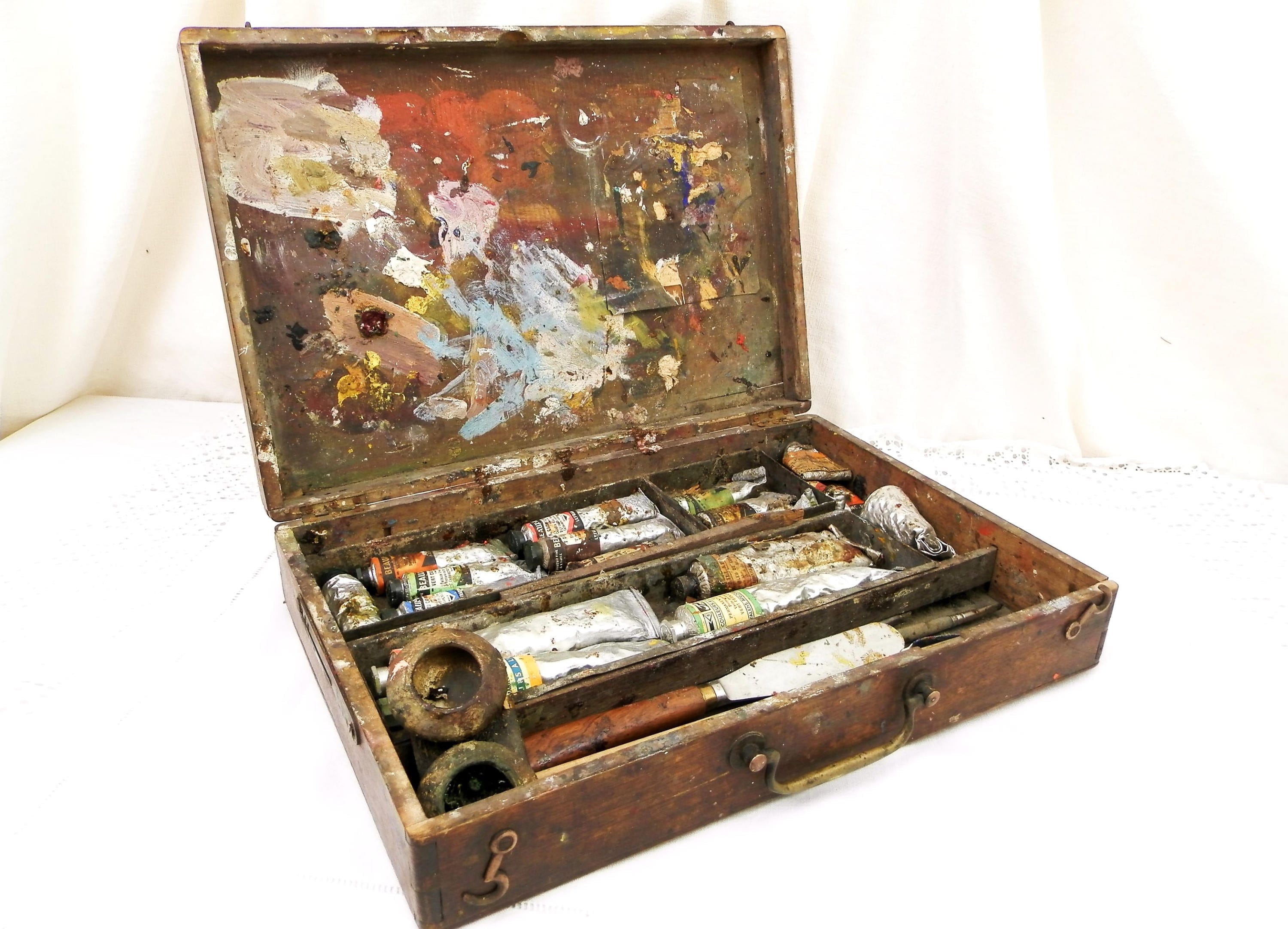 Antique Wooden Dovetail Paint Box for Traveling Artist, French Outdoor Art  Box Made of Oak Wood with Brass Handle, Painter from France