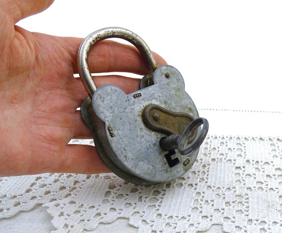 Large Vintage French Metal Padlock With 1 Working Key and Weathered Patina, Retro Mouse Ears Lock from France, Old Style Locking Devise