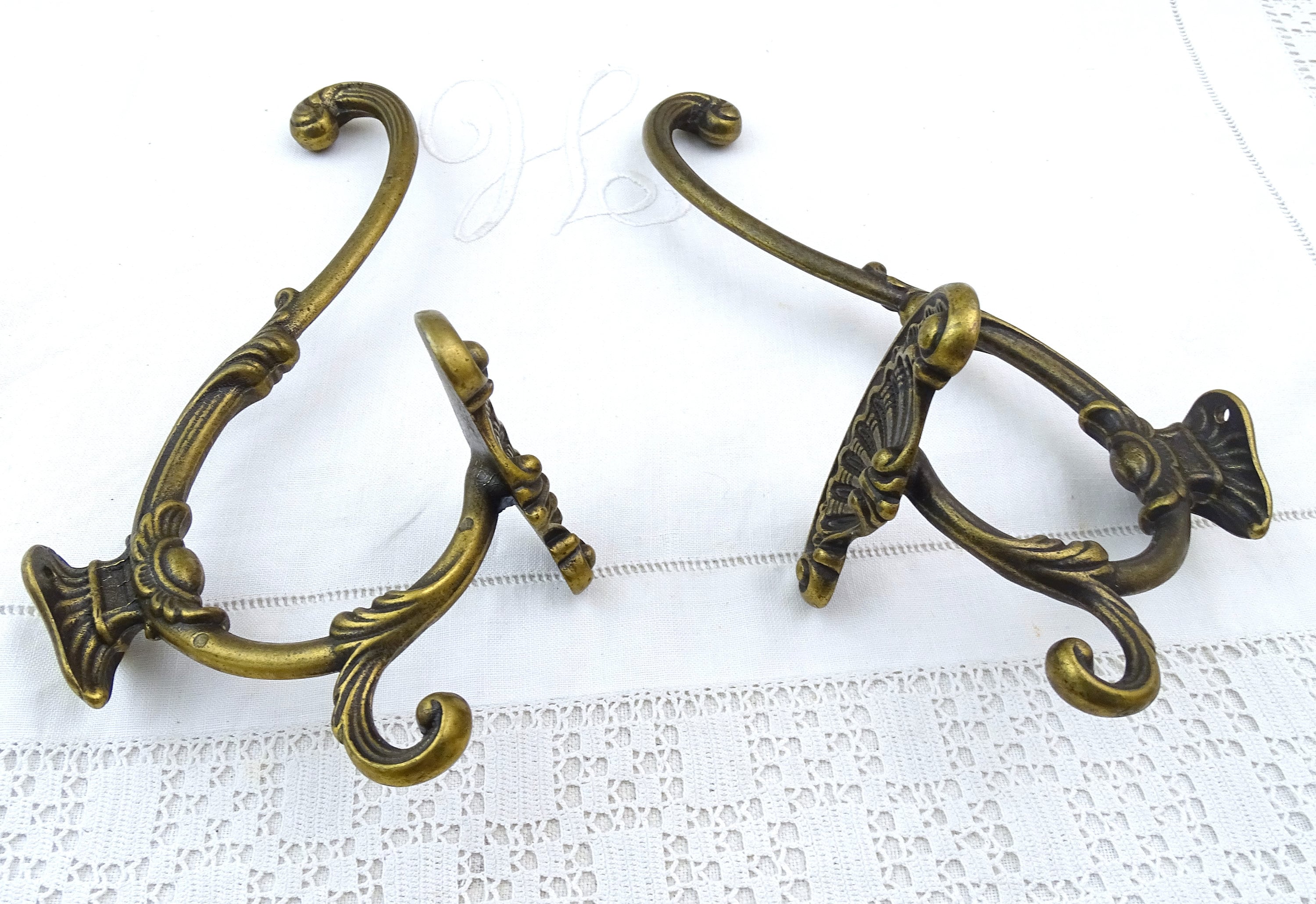 Pair of Vintage French Large Ornate Bronze Coat Hooks, 2 Retro