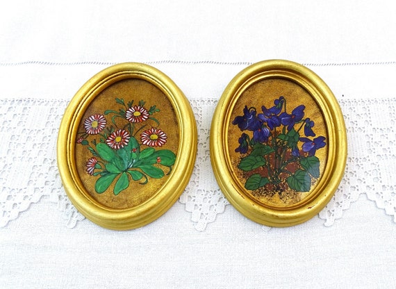 Pair of Vintage French Hand Painted on Brass Leaf Flower Pictures in Oval Gilded Wooden Frame, Retro Wall Hanging Home Decor from France