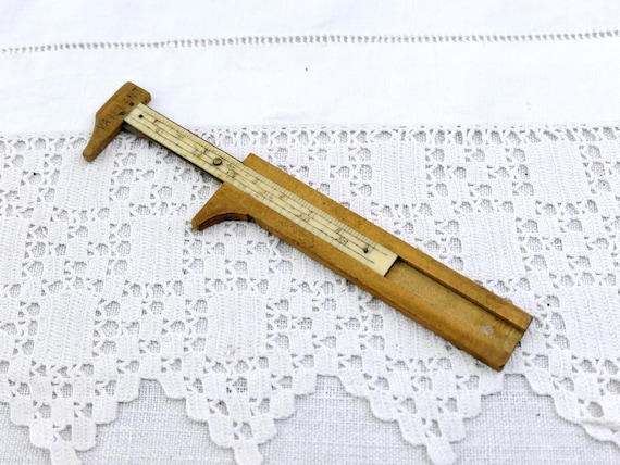 Small French Antique Wooden Pocket Calipers, Vintage Measuring Tool from France, Retro Collectible Old Tool made of Wood, Jewlery Making