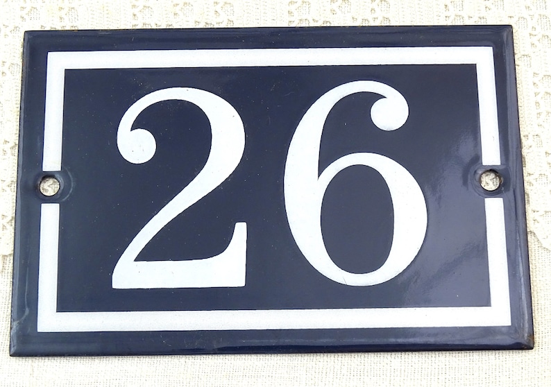 Vintage French Porcelain Enameled Metal House Sign in Blue and White Number 26, Enamelware Street Home from France, Traditional Address Sign image 3