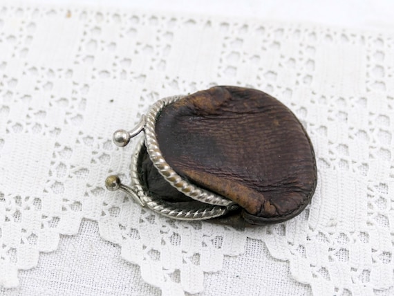 Small Antique French Leather Coin Purse with Metal Clasp, Retro Woman's Handbag Accessory from France, Old Style Victorian Cash Holder