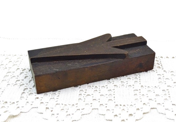 Antique French Wooden Block Stamp with Long Arrow, Vintage Printing Accessory from France, Retro Curio Home Decor, Flea Market Wood Prop