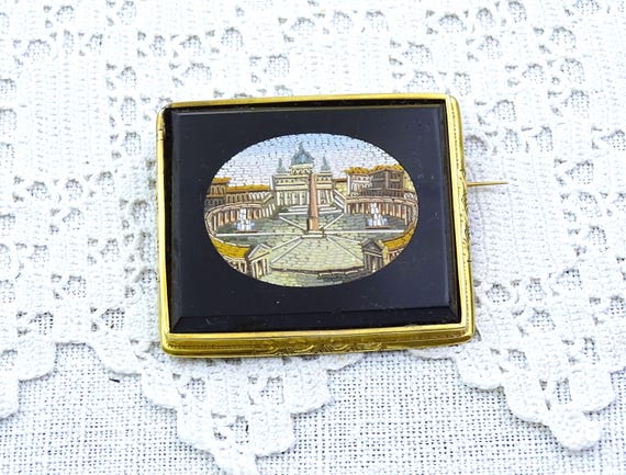 Antique Italian 18k Gold Micro Mosaic Brooch with Saint Peter's Basilica Rome, Retro 18th 19th Century Grand Tour Souvenir of  Italy