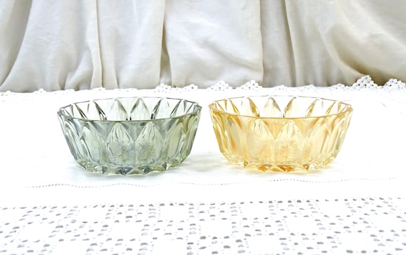 Pair of Vintage French Luterware Glass Ramakins in Gold and Grreen , 2 Retro Round Dishes made of Iridescent Colored Glass from France