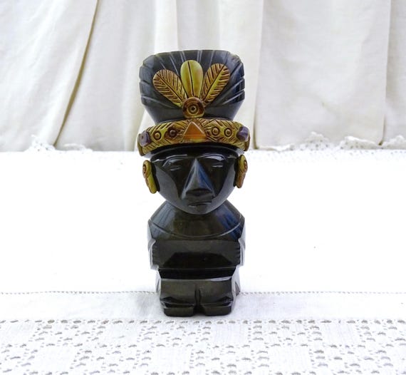 Vintage Black Carved Obsidian Inca God Warrior Figurine, Retro South American Statuette made of Semi Precious Stone, Little Man Touristware