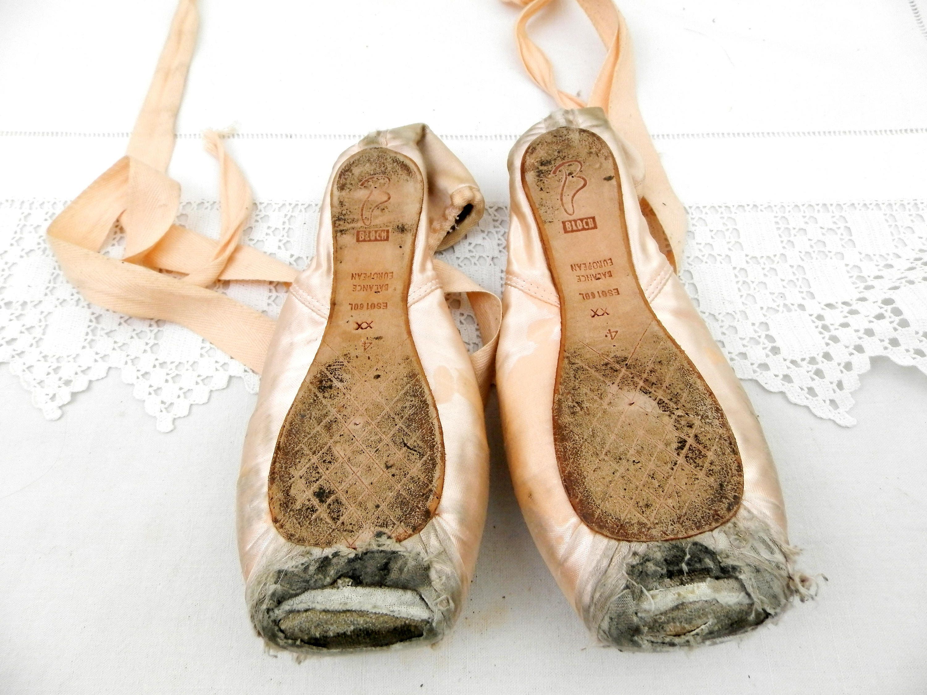 Vintage Pink Satin Girls Pointe Ballet Shoes with Ribbons, Worn Shabby