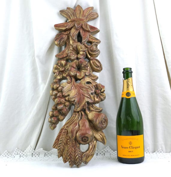 Vintage French Carved Wooden Gilded Bas Relief Harvest Wreath with Grapes Pears and Shifts of Wheat, Retro Gold Wood Wall Decorative Piece