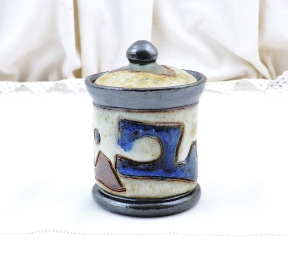 French Vintage Studio Pottery Lidded Jar by Dubois with Sgraffito Pattern on Rough Earthenware, Retro Artistic Ceramic Pot from France