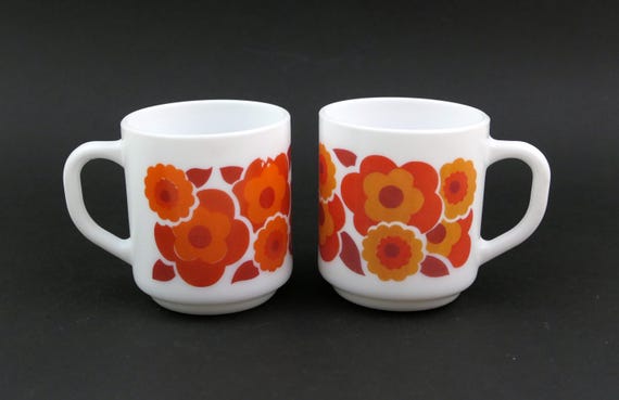 Pair of Vintage Milk Glass Floral Mugs, Retro Orange Red  Flower Coffee Cups, Mid Century Kitchen, 1970s Arcopal Style Drinkware