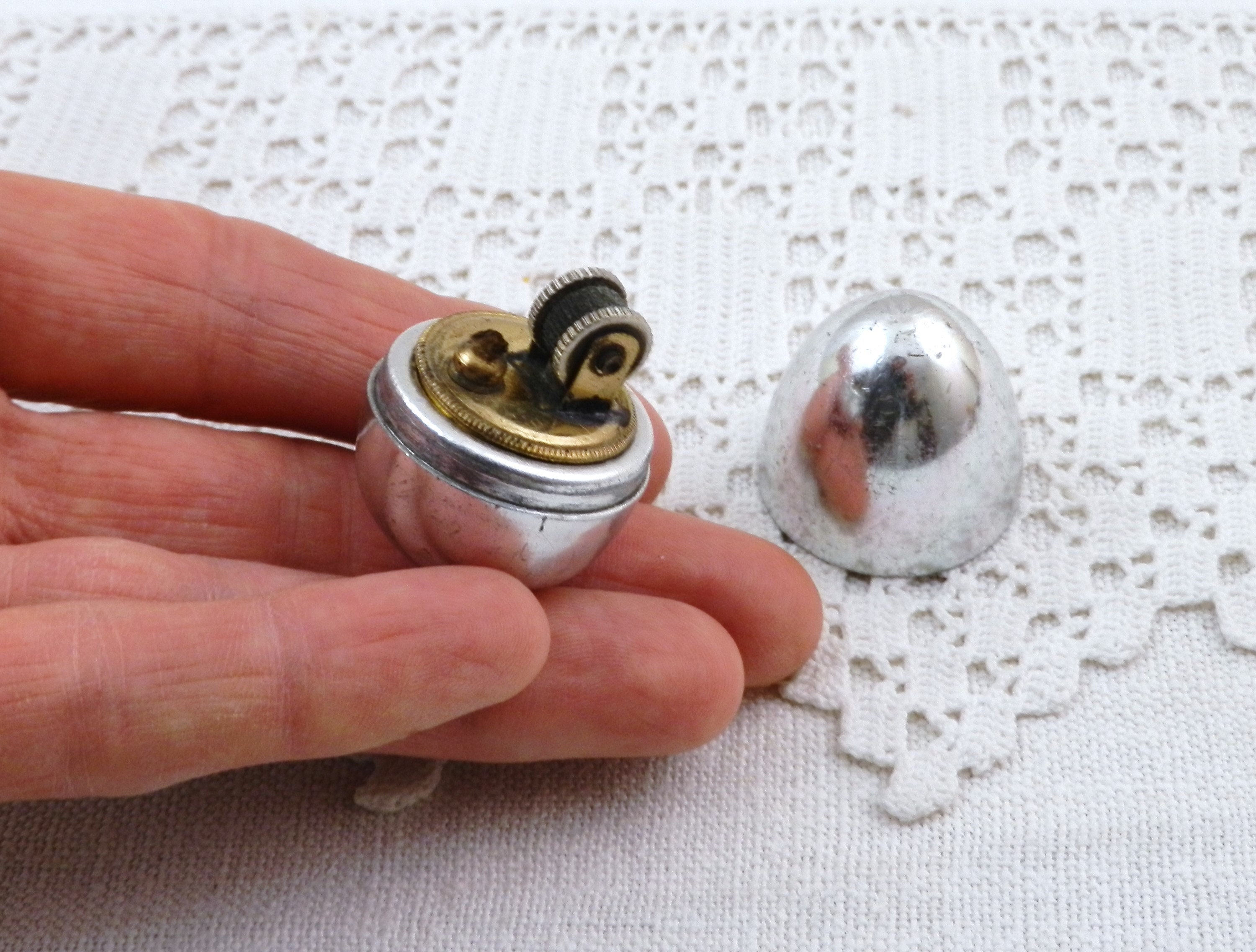 cigarette lighter petrol 1950 IMCO Junior Lighter, Antique Austria Liquid Lighter, Pocket Lighter, Collectable, Lighter, Smoking Accessories a blend of power and style for the sophisticated smoker Small Vintage Chromed Metal Egg