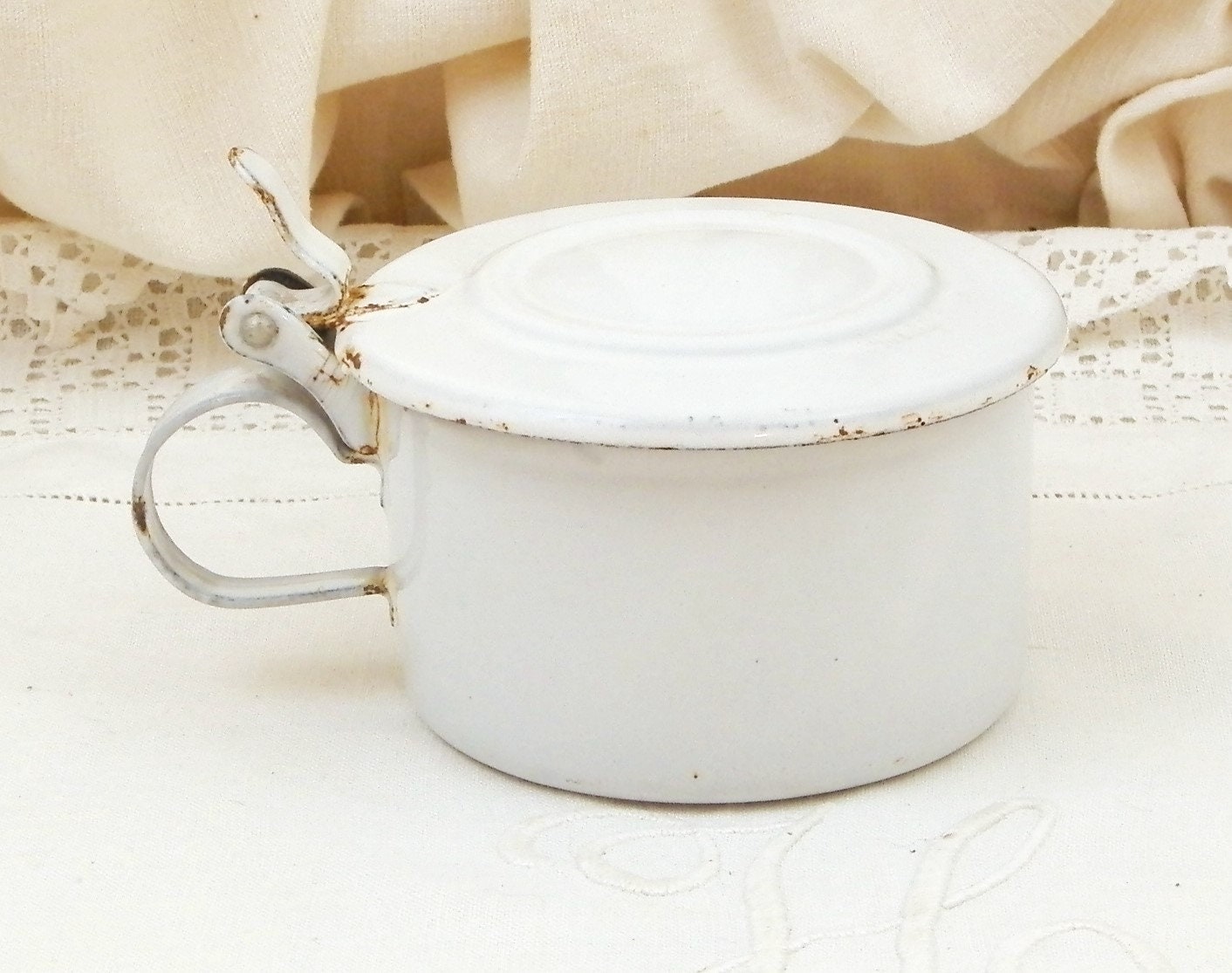 Vintage White Enamel lidded Cup with Handle Enamelware Etsy