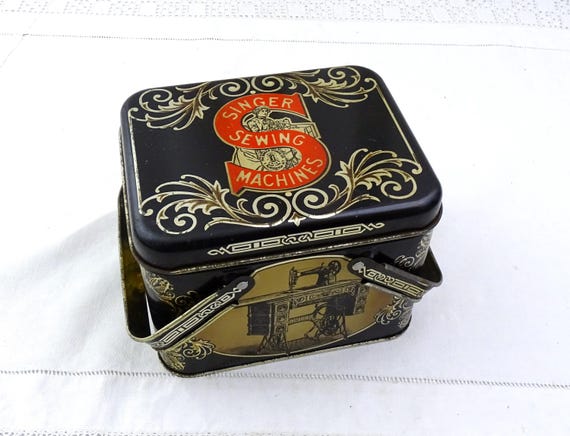 Vintage Reproduction Singer Sewing Machines Company Lithographed Metal Tin Box with Top Handles, Retro Collectible Crafting Container