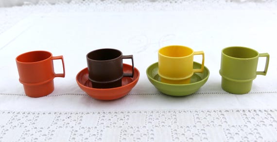 Vintage Toy Tupperware Tea Party Set with Small Cups and Saucers, Retro Child's Play Like Mother Mugs from the 1970s, Fake Kitchen