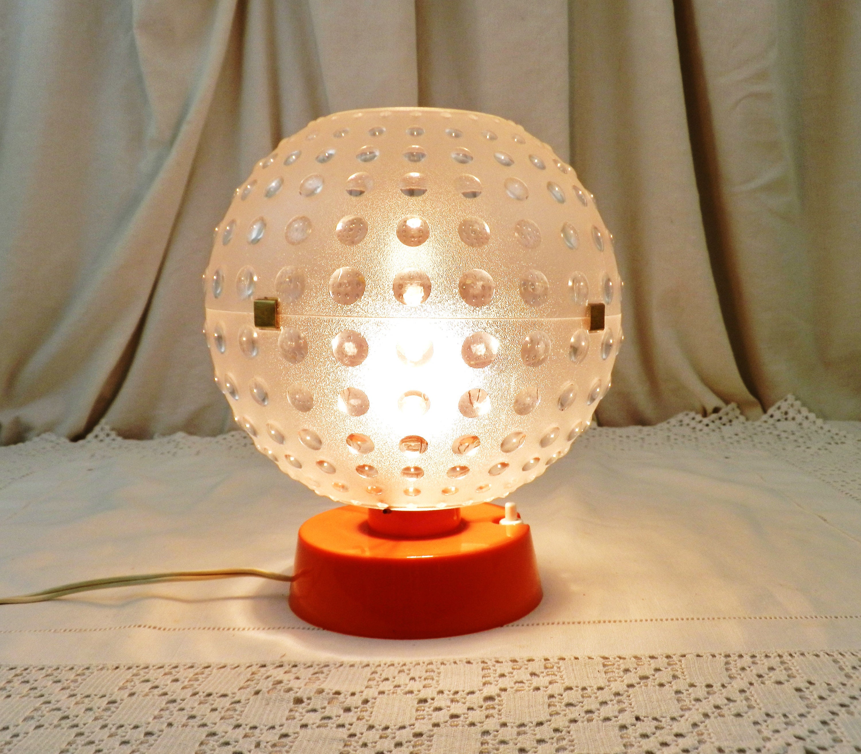 Vintage Boxed Mid Century 1960s Orange and Transparent Globe Vintage Boxed Mid Century 1960s Orange and Transparent Globe
