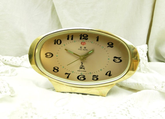 Large Working Vintage Mid Century 1960 Mechanical Wind Up Oval Alarm Clock, Retro 60s Bedside Timepiece, 1970s Home Interior Decor