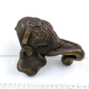 Antique Bronze Oriental Style Elephant Head Handle, Retro Curio Furniture Pull of Cast Metal, Vintage Animal Door Push, Exotic Adornment