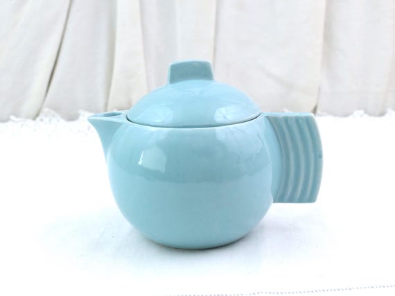 Small Vintage Art Deco Style Duck Egg Blue Pottery Teapot with Geometric Ribbed Handle, Retro 1930s   1950s Tea Drinking Accessory France