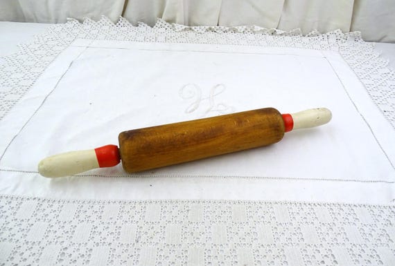 Vintage French Wooden Rotating Rolling Pin with Red and White Handle, Retro Baking Accessory France of Wood, Country Farmhouse Kitchen Decor