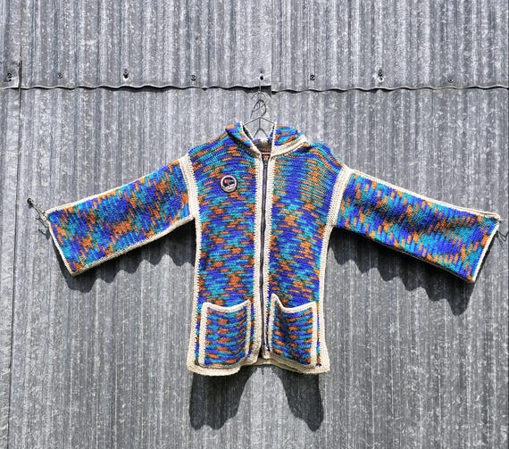 Vintage French 1960s Colorful Hand Knitted Hooded Woolen Jacket, Retro 1970s Skiing Warm Homemade Cardigan Tignes 2100 Patch French Alpes