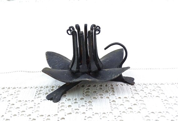 Vintage Mid Century Forged Black Metal Candle Holder Shaped as a Water Lilly Flower, Retro 1960s Candle Stick, Nature Lover Boho Decor