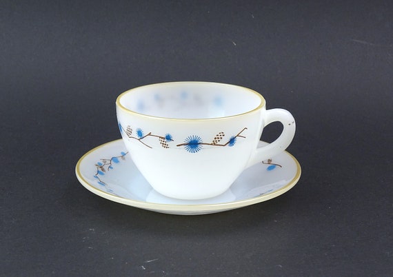 Vintage Mid Century Mexican White Milk Glass Cup and Saucer with Pine Cone Pattern from Termocrisa, Retro 1960s South American Coffee Drink