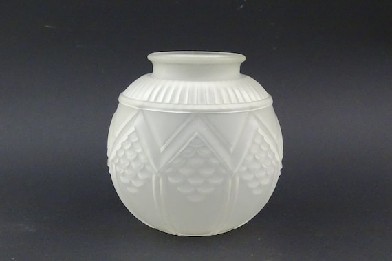 Antique French Art Deco Frosted Glass Round Vase By Joma from Montreuil with Geometric Patterns, Retro 1930 Decorative Glassware from France