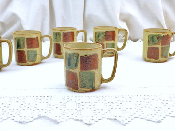 6 Vintage 1970s / 1980s Pottery Coffee Mugs, Retro 70s / 80s Set of Six Ceramic Tea Cups, Kitchen Drinking Accessory in Earthy Colors