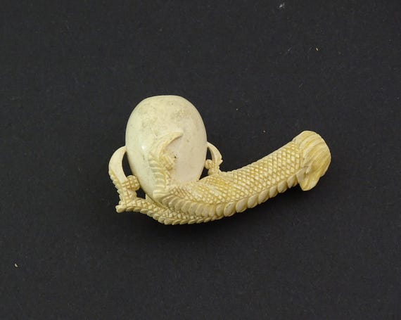 Antique French Unused Meerschaum Claw and Egg Pipe Bowl, Retro Vintage Sea Foam Collectible Smoking Accessory France, Goth  Upcycled Decor
