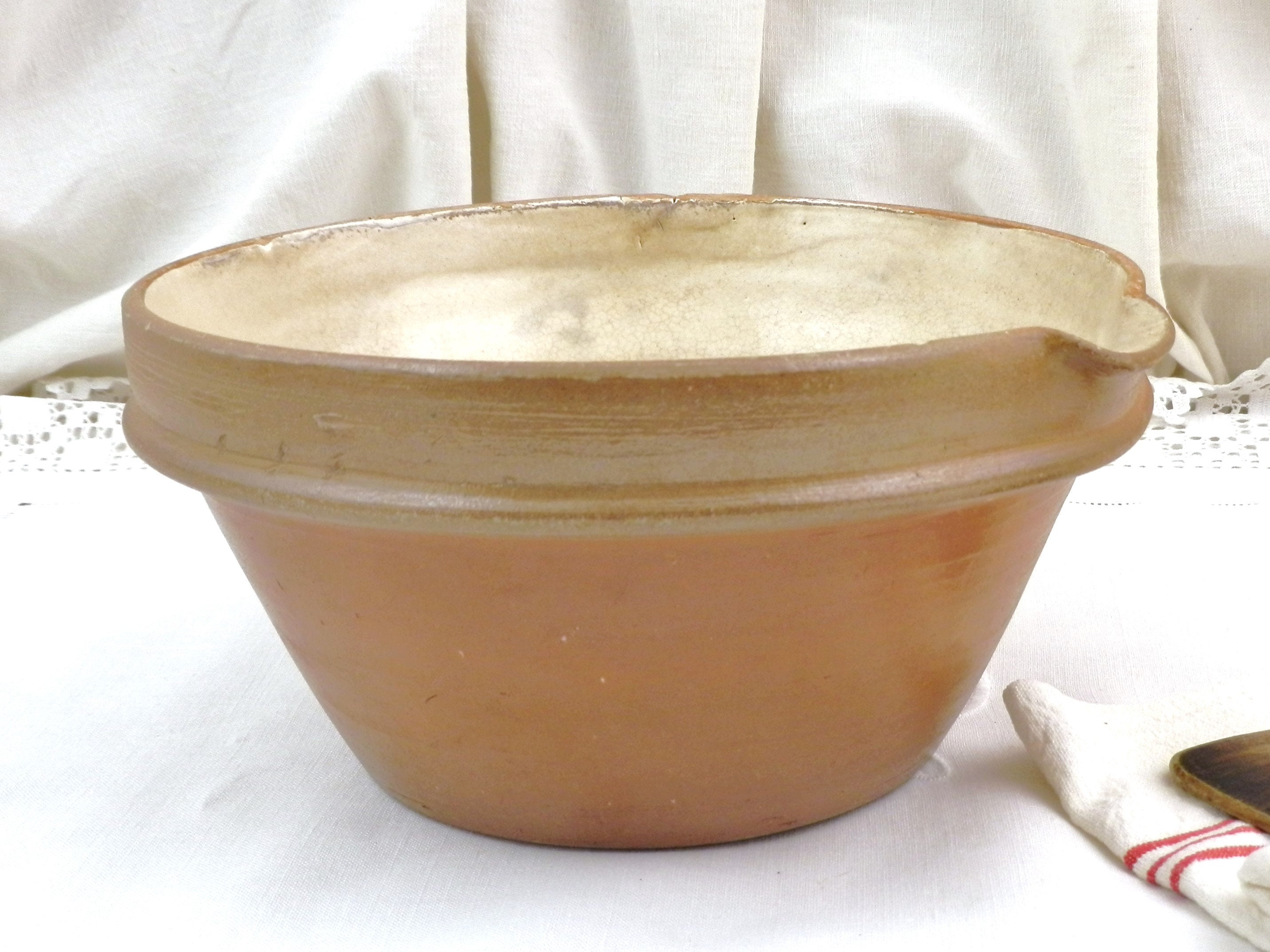 French Antique Pottery Mixing Bowl with Serving Spout, Vintage Ceramic