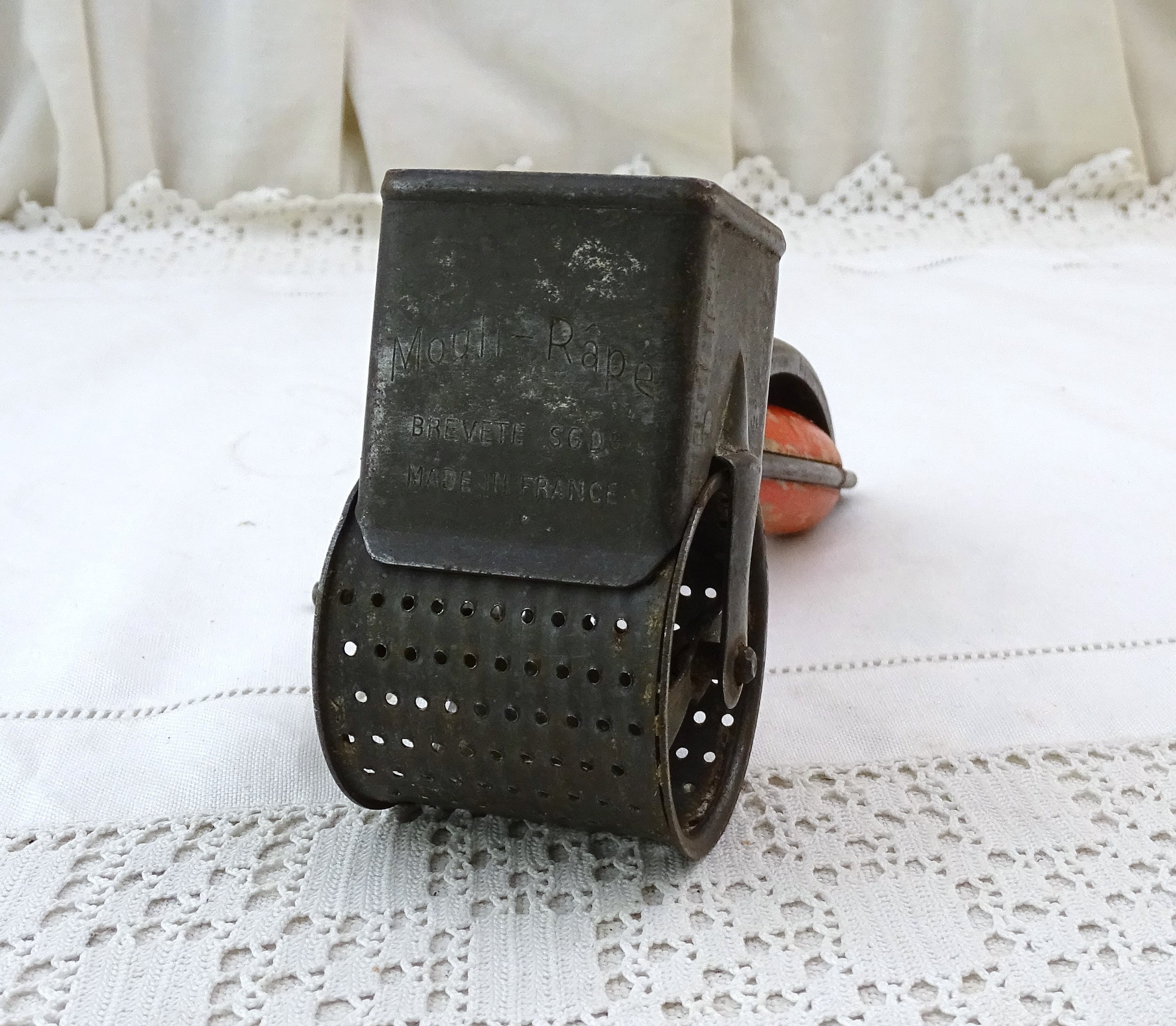 Mouli Grater:Handheld Made in France VINTAGE - D & J's Antiques