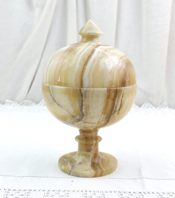 Big Vintage Carved Polished Veined Onyx Decorative Footed Trinket Box, Large Retro Stone Ornamental Lidded Bonbonnieres Apothecary Style