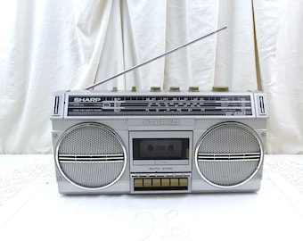 80's Sony CFS-450 Stereo Super Woofer Cassette Playeram/fm Radio