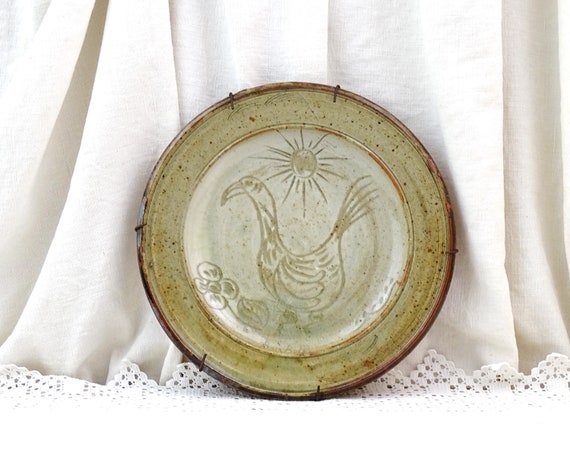 Vintage French Salt Glazed Earthenware Handmade Wall Plate with Stylized Design of a Rooster by Atelier Bois Belle, Retro Rustic Charger