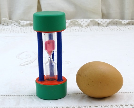 Vintage 1980s Memphis Group Sand Egg Timer in Blue Green and Red, Retro 80s Colorful Hour Glass with Pink Sand, Old Kitchenware France