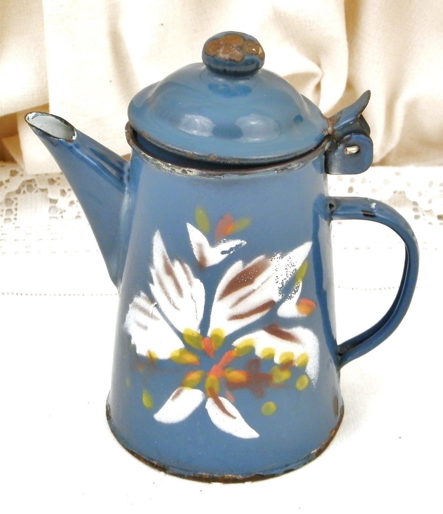 Vintage Coffee Maker in Enamelled Sheet for sale at Pamono